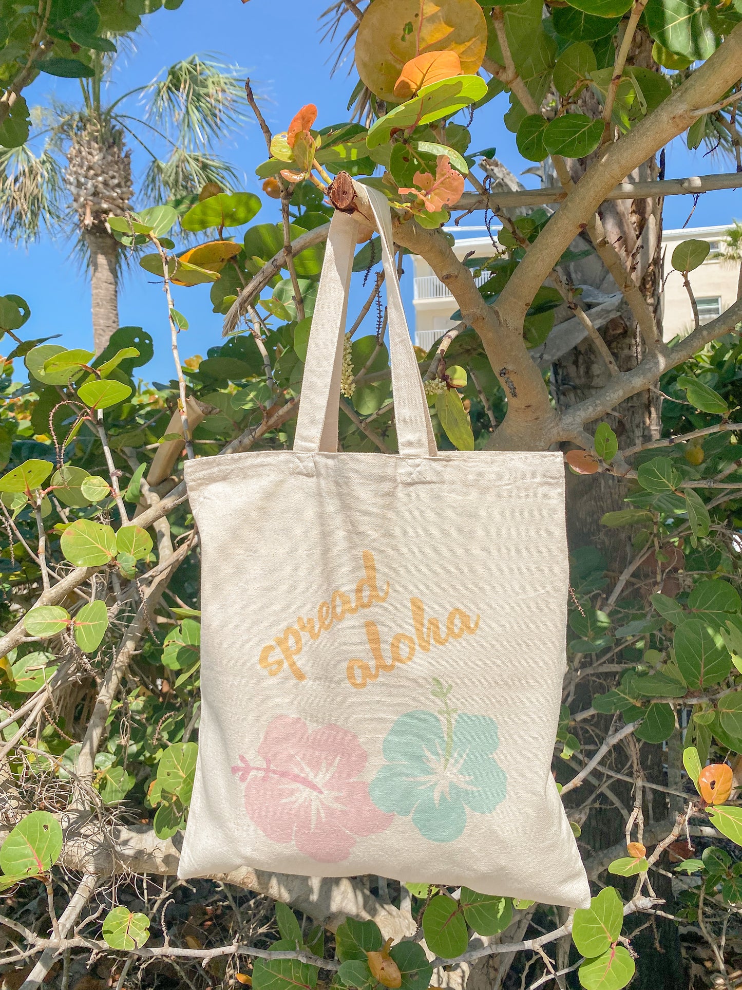 spread aloha tote bag